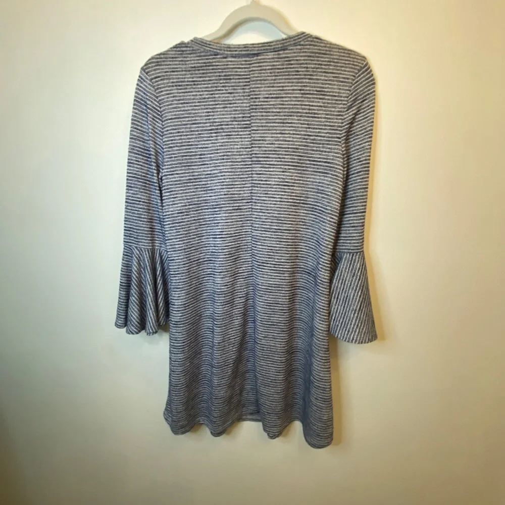 Fun bell sleeved Dress by Speechless - Picture 3 of 3